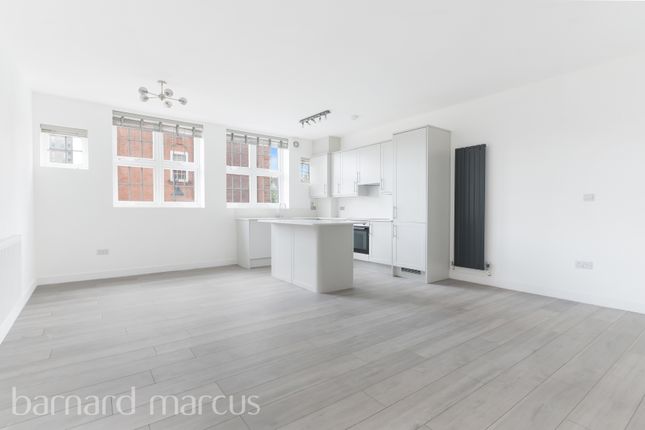 Flat 2, 62a, High Street, NEW MALDEN photo 4