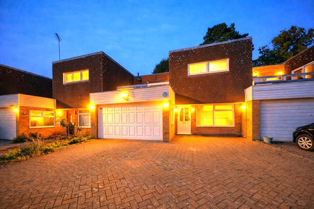 4-bed house on 2, September Way, Stanmore, £699,950