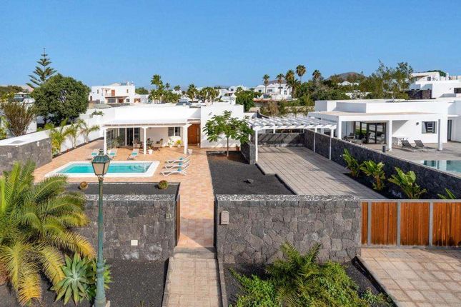 Villa for sale in Costa Teguise, Lanzarote, Canary Islands, Spain
