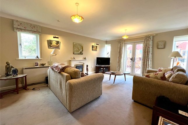 18, Ashley Gardens, Guildford photo 2