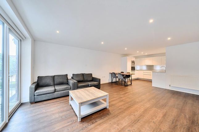 53 Clement Court, Letchworth Road, Stanmore photo 4
