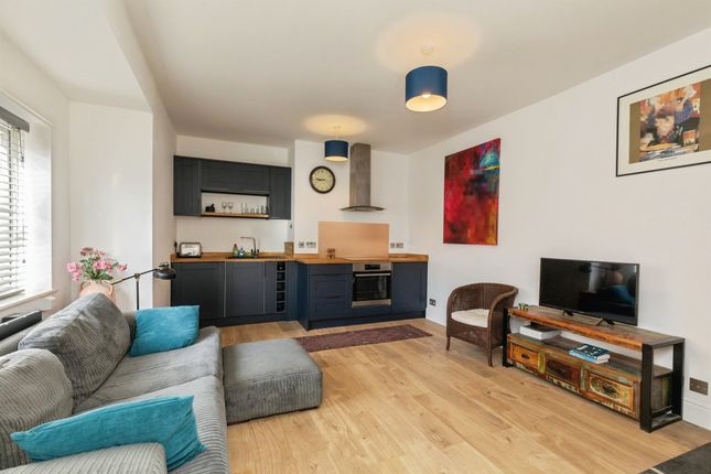Flat 4, 19, Bloomfield Avenue, Bath photo 2