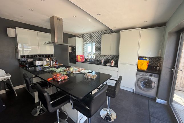 11, Pippit Place, Melksham photo 5