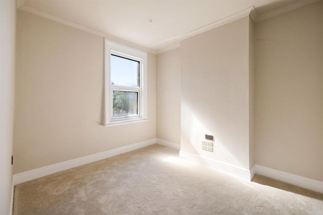 46b, Lansdowne Road, Walthamstow photo 4