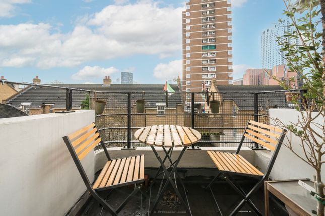 Flat 62,, Finn House, London photo 2