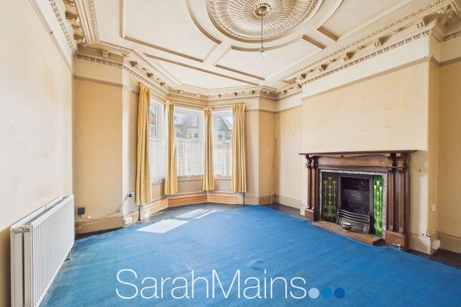 47 Wingrove Road, Newcastle Upon Tyne photo 2