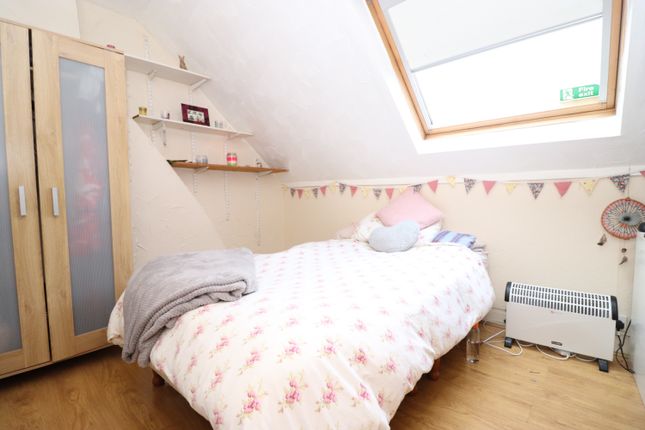 28, Harriet Street, Cardiff photo 3