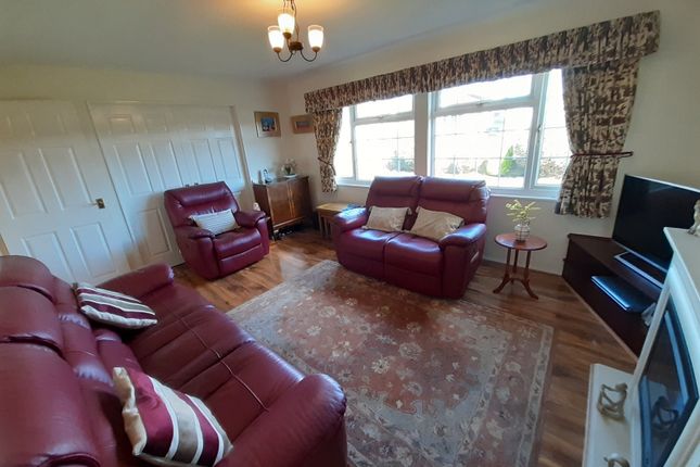 37, Parc Pendre, Brecon photo 4