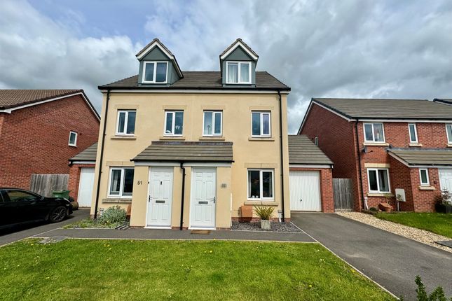 Town house for sale in Hob Close, Monkton Heathfield, Taunton