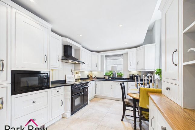 6 Grimston Park Mews, Grimston Park, Tadcaster photo 3