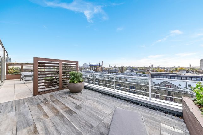 Flat for sale in Cinnamon Wharf, Shad Thames