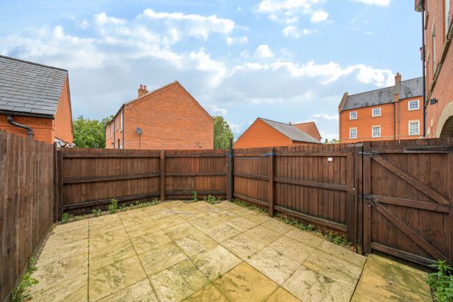 42, Carpenters Close, Market Rasen photo 4
