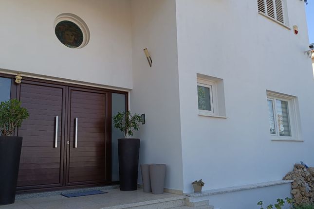 Villa for sale in Akaki, Nicosia, Cyprus
