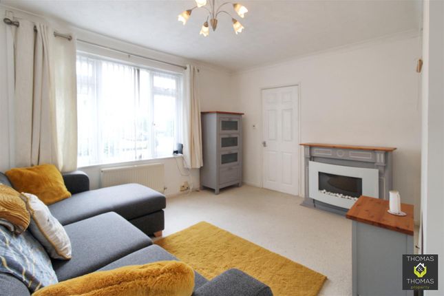 8, Oakleaze, Gloucester photo 4