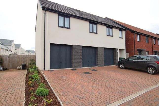 Town house for sale in Sparrow Drive, Cranbrook, Exeter
