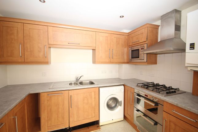 Flat for sale in Coombe Road, Brighton