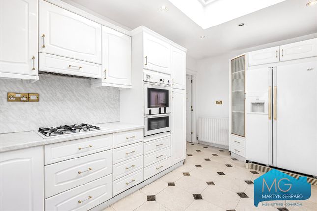 Flat for sale in Highview House, 6 Queens Road, London