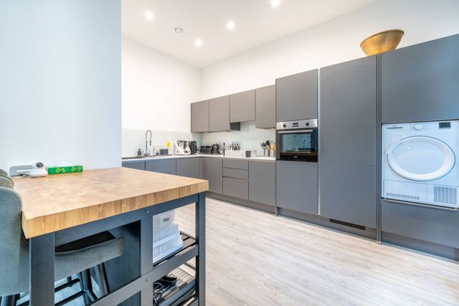 Thumbnail Flat for sale in Sealey Tower, Upton Park