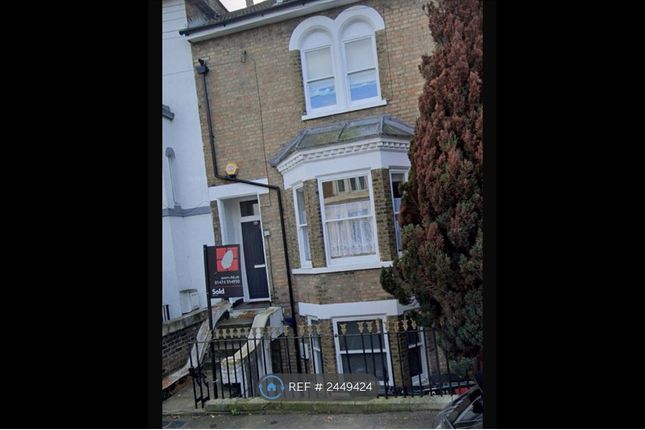 Thumbnail Flat to rent in Darnley Street, Gravesend