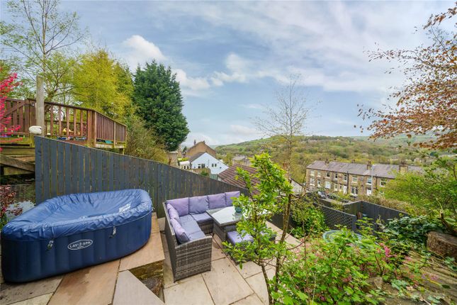 Terraced house for sale in Slant Gate, Linthwaite, Huddersfield, West Yorkshire