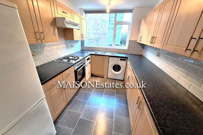15, Grove Court, Coventry photo 4