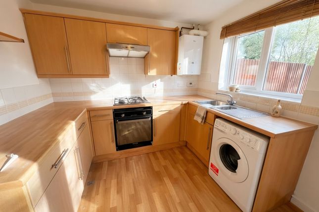 12 Towpath Close, Coventry photo 3
