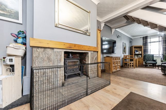 24, Northgate, Barnsley photo 5