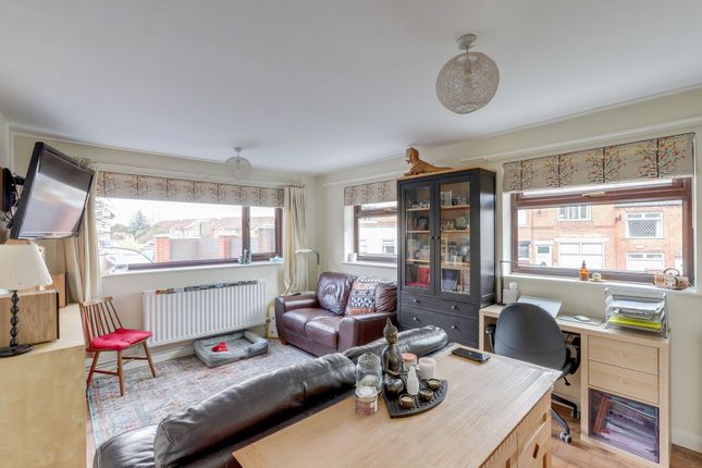 31 Water Lane, Alfreton photo 2