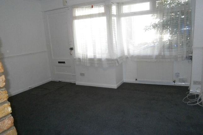 Terraced house to rent in Balmoral Road, Gillingham