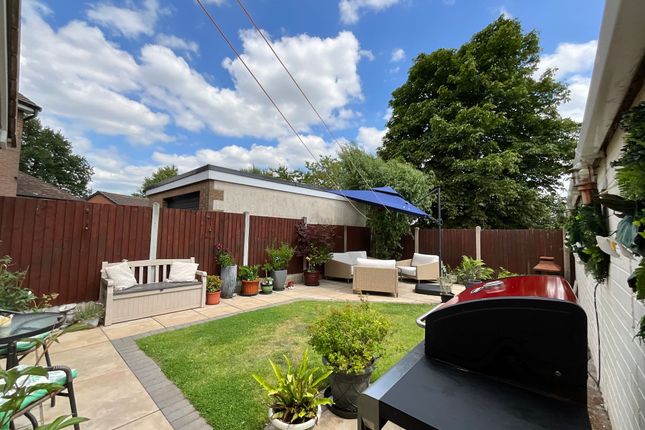 10 Glebe Close, Stoke-On-Trent photo 4