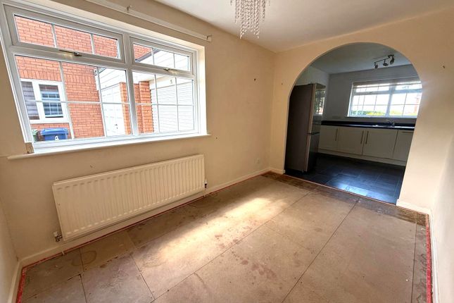 5, Sandringham Drive, Newcastle Upon Tyne photo 4