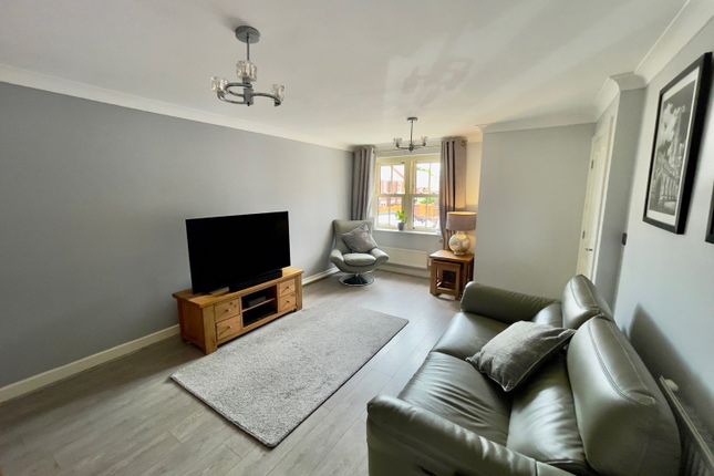 5, Oak Park Terrace, Leeds photo 2