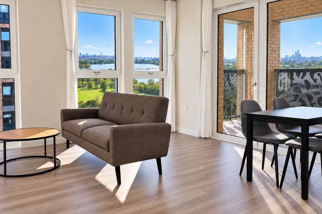 Flat 56, 2, Green Ferry Way, London photo 3