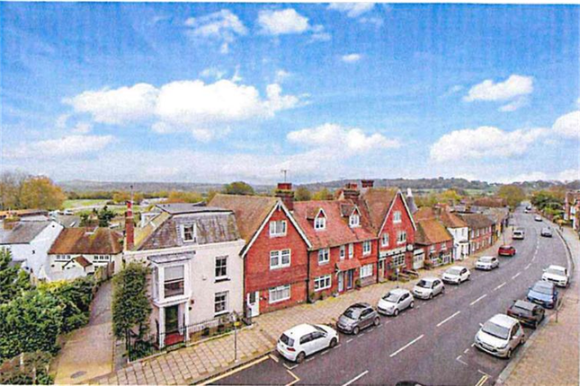 Flat 47, Martlets Court, Queen Street, Arundel photo 2