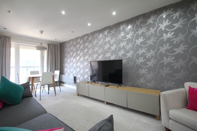 1-bed flat on 132 Royal Arch Apartments, The Mailbox, Birmingham, £150,000