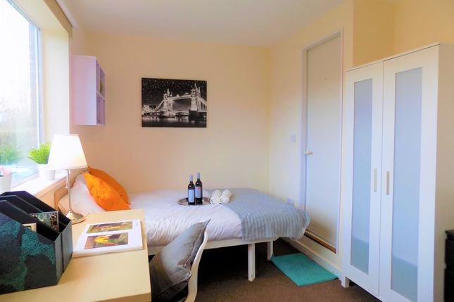 Room to rent in Templars Field, Coventry