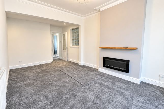 Layard Road, Enfield photo 2