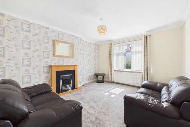 24 Orchard Street, Wishaw photo 2