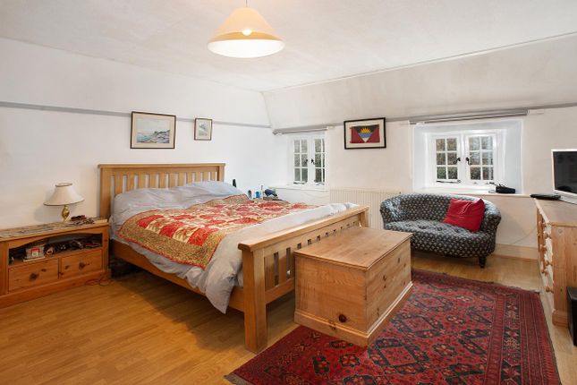 5, High Street, Kenton photo 5
