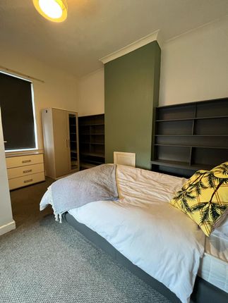 Shared accommodation to rent in Warner Street, Derby