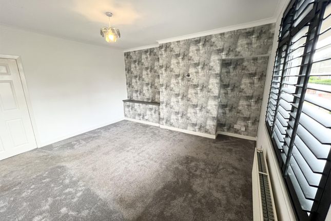 18, Loccard Road, Stevenston photo 3