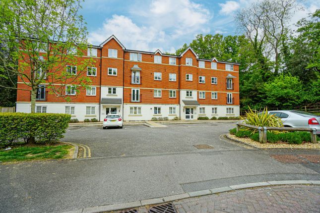 Flat for sale in Arbourvale, St. Leonards-On-Sea