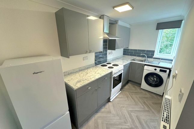 Flat to rent in Adelaide Road, Southampton