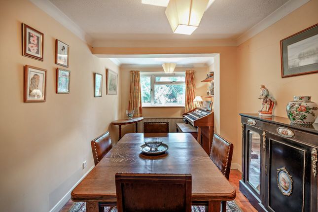 5, Oaklands Drive, Berkshire photo 4