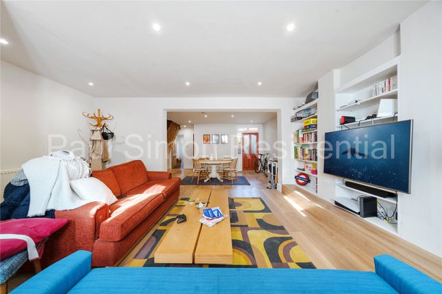 7, Pemberton Road, London photo 4