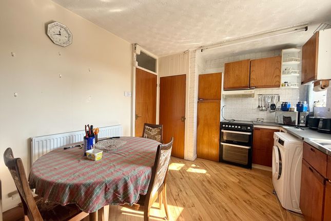 11, Main Road, Great Yarmouth photo 3