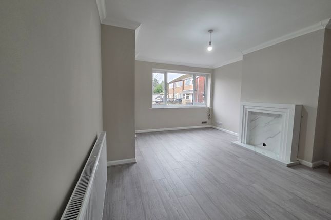 6, Langholm Close, Leyland photo 4