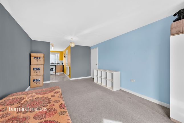 Flat 6, 440, Staines Road, Feltham photo 4