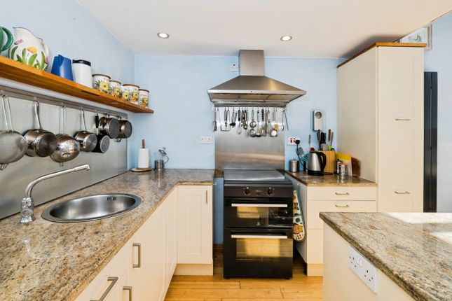 4, Lescudjack Crescent, Cornwall photo 4