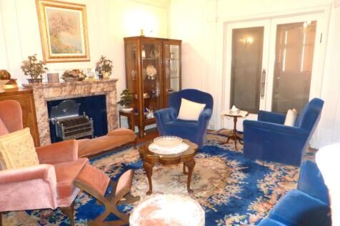 8 Green Lane, Hendon, London photo 4
